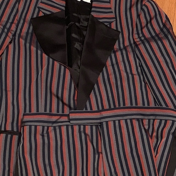 Beautiful Stylish Madison Marcela Mens Tuxedo - Picture 4 of 5